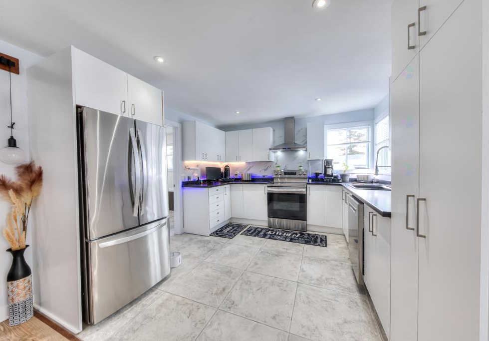 1533, 1re avenue du Lac-Lemenn, Sainte-Julienne