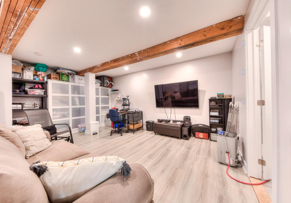 1533, 1re avenue du Lac-Lemenn, Sainte-Julienne
