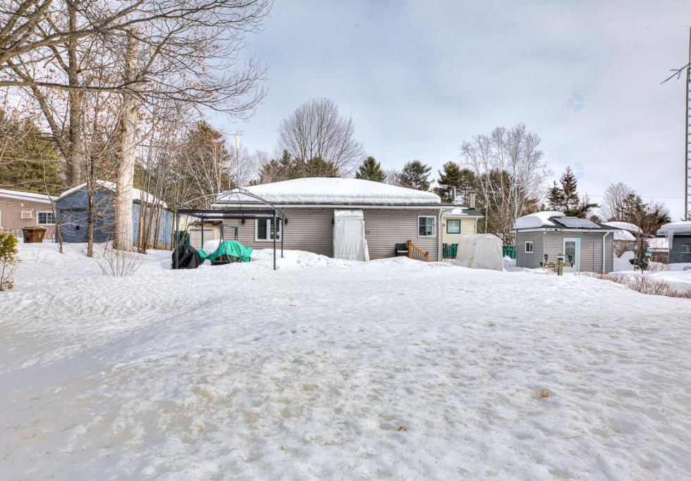 1533, 1re avenue du Lac-Lemenn, Sainte-Julienne