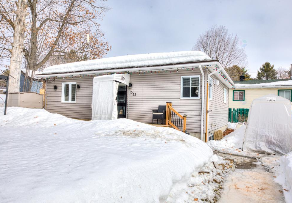 1533, 1re avenue du Lac-Lemenn, Sainte-Julienne