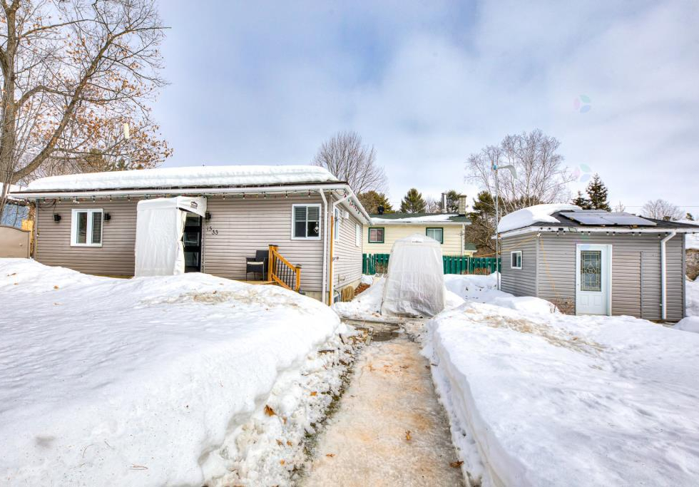 1533, 1re avenue du Lac-Lemenn, Sainte-Julienne