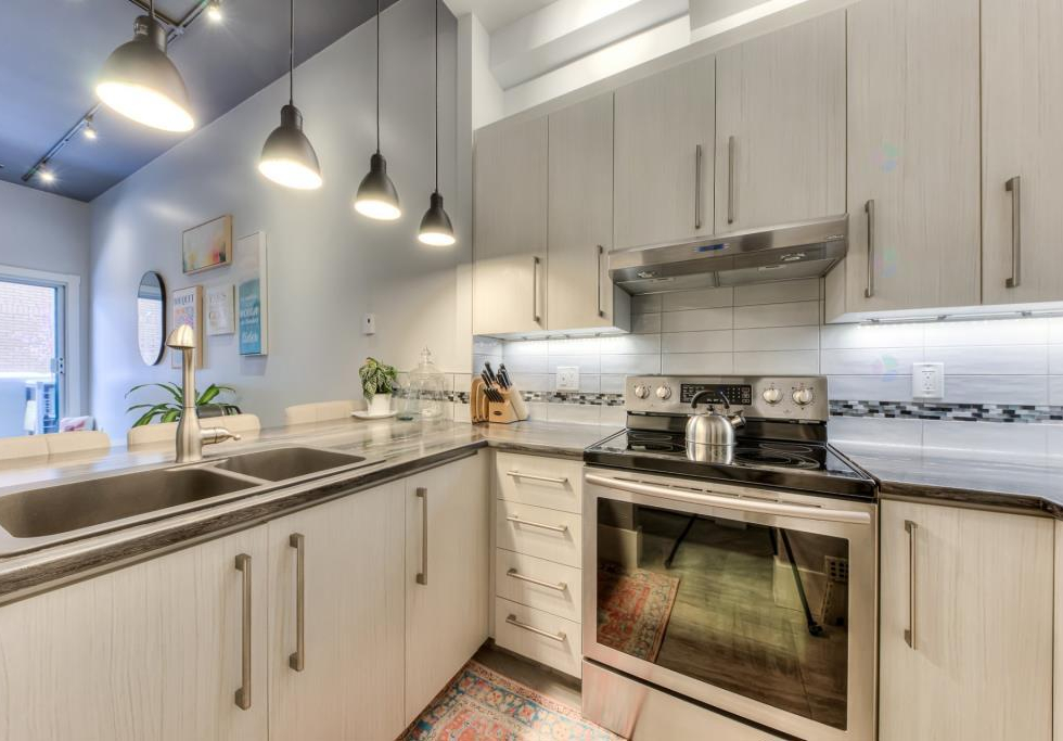 5099, Rue Jeanne-Mance, app. 200, Montréal
