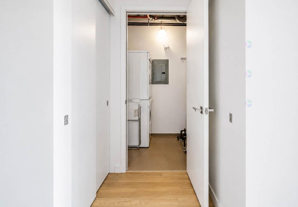350, boulevard De Maisonneuve Ouest, app. 2201, Montréal