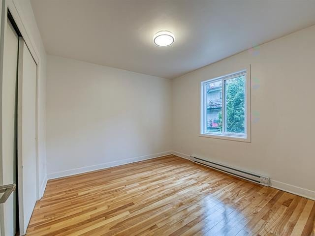 6933 - 6935, Avenue Stuart, Montréal