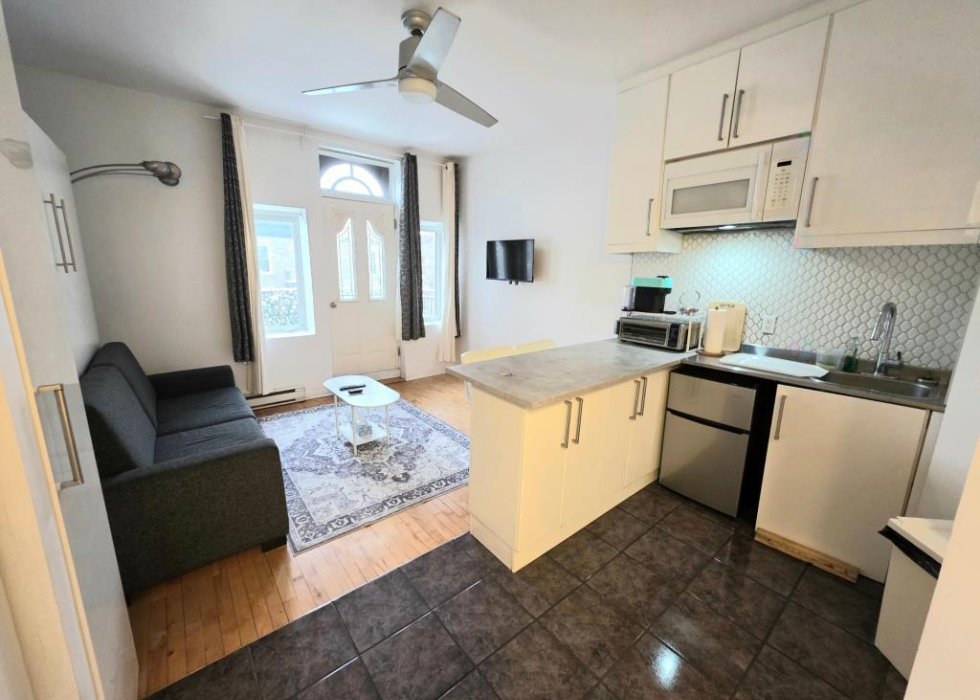 4908, Rue Sainte-Catherine Est, app. 10, Montréal
