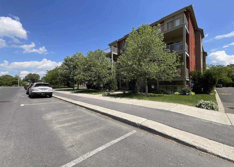 4035, Rue Ouellette, app. 10, Longueuil