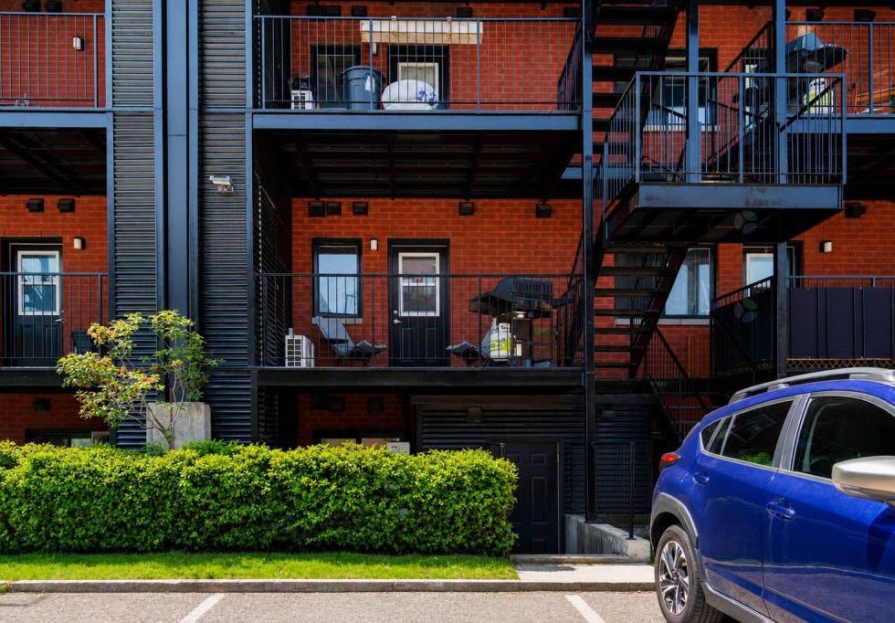 9655, Rue Saint-Hubert, app. 4, Montréal
