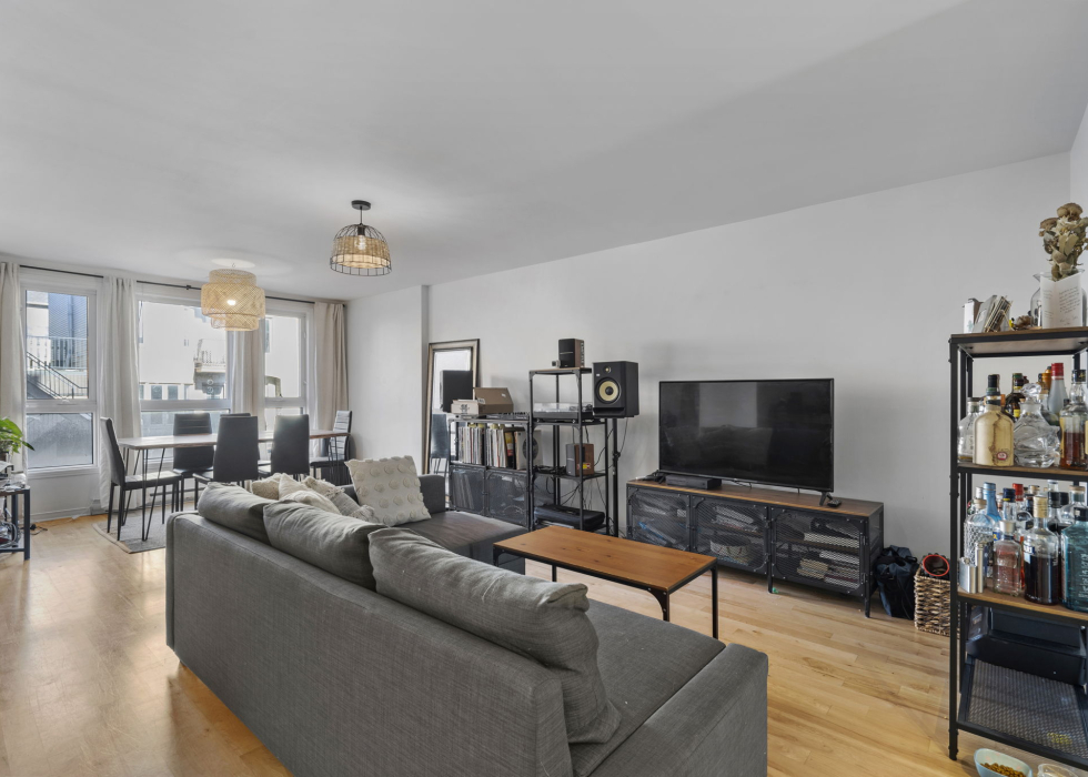 Condo – 4476 Av. de l’Hôtel-de-Ville, Montréal