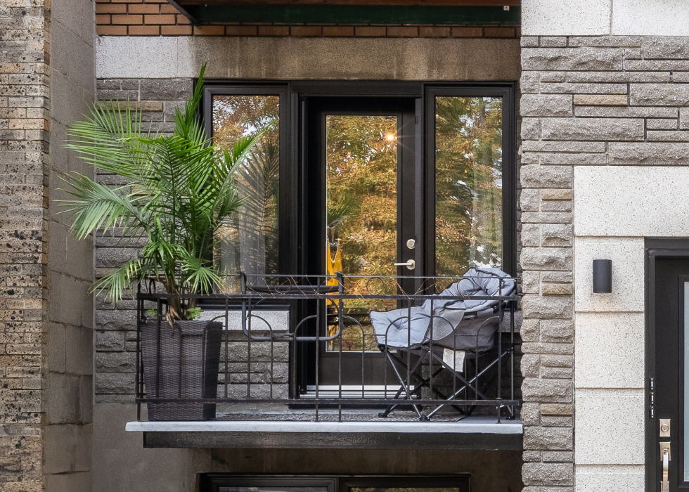 Condo – 10374 Av. St-Charles, Montréal