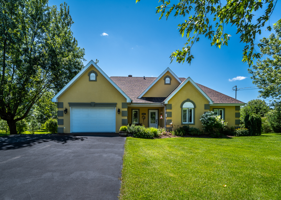 Maison – 2078 Ch. de Rive-de-la-Prairie, Stratford