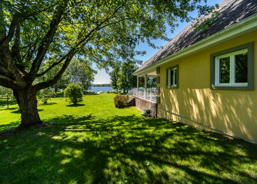 Maison – 2078 Ch. de Rive-de-la-Prairie, Stratford