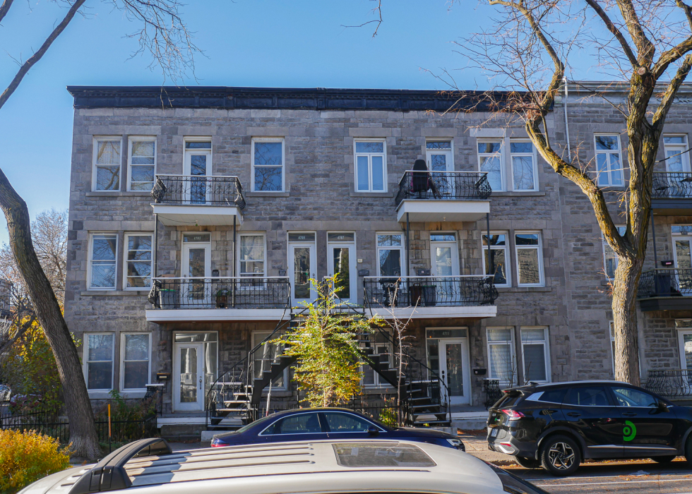 Triplex – 4701-4705 Rue Adam, Montréal