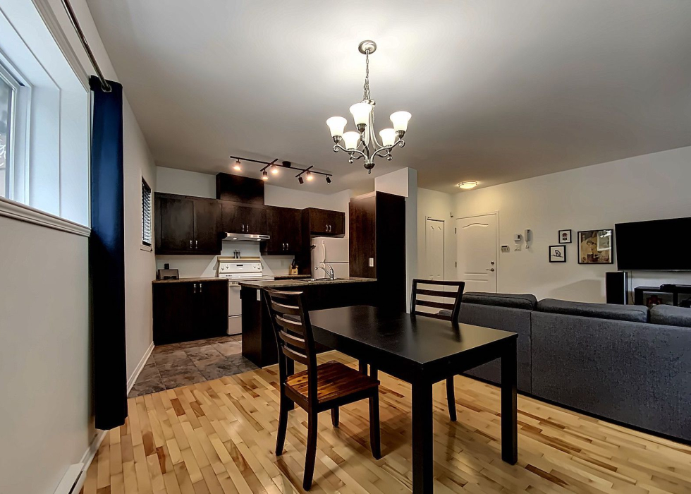 Condo – 614 Rue St-Philippe, app. 1, Montréal