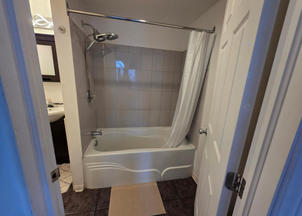 4908, Rue Sainte-Catherine Est, app. 10, Montréal